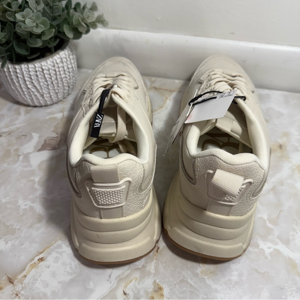 NWT Zara Women Single Running Shoes Size 8 Zara 39 Minimalist Chunky Dad Casual - Picture 11 of 13